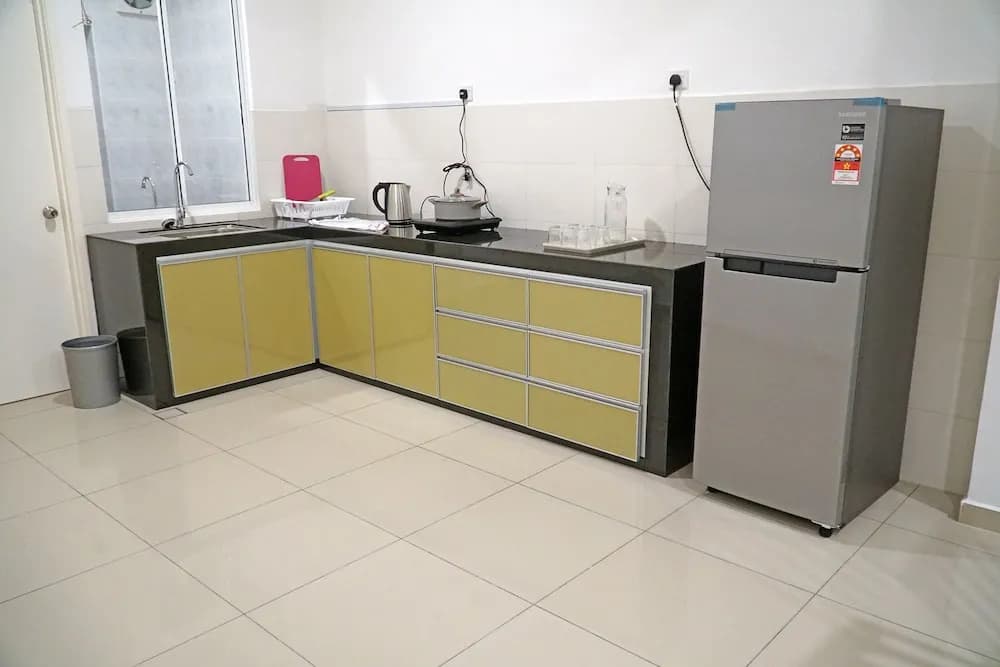 CVR Homestay Melaka - photo 14