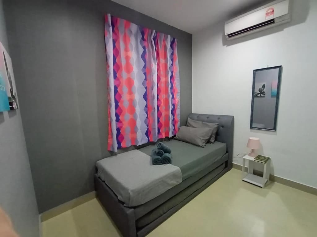 Homi Homestay Menara U2 - photo 3