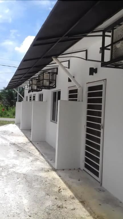 Sideroad Guesthouse - photo 1