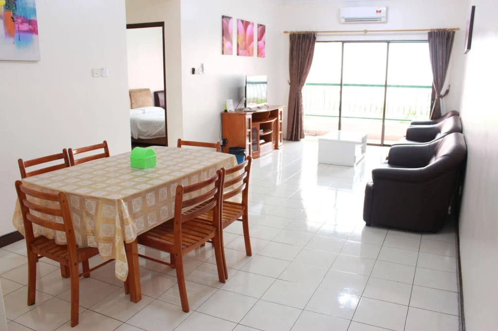 Jack's CondoApartment @ Marina Court Resort Condominium - photo 21