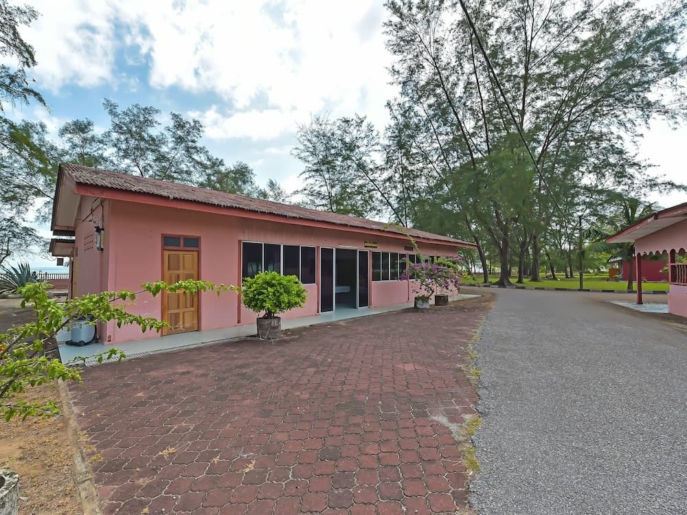 Hotel O Bari Indah Beach Resort - photo 13
