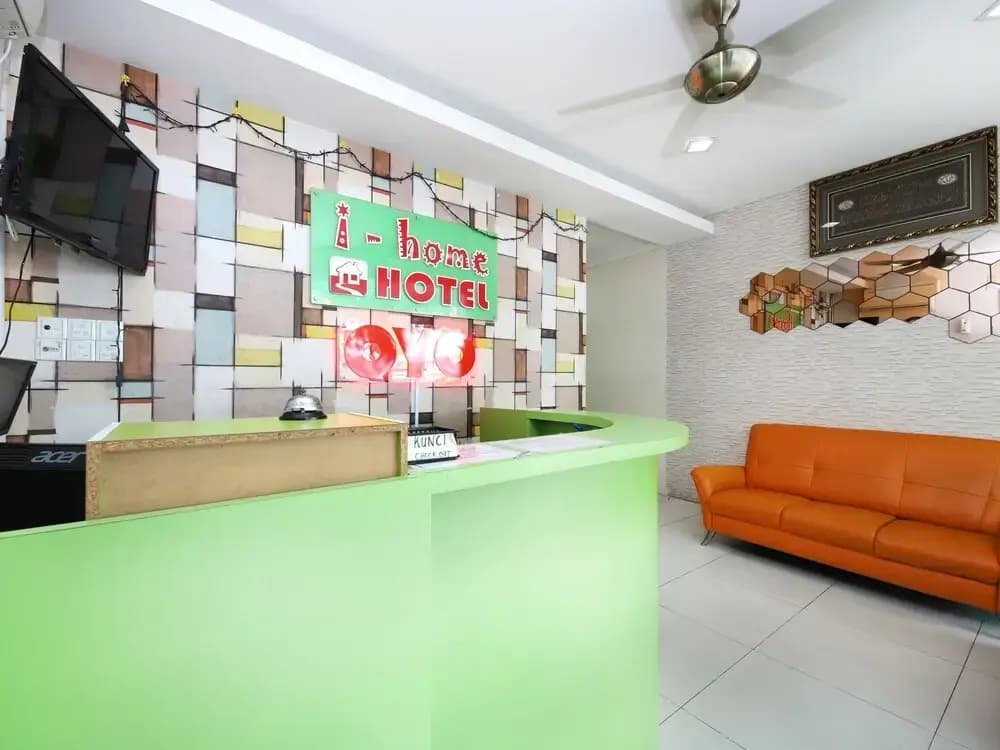 Oyo 11344 I Home Hotel - photo 2