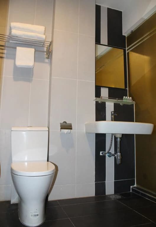 T Hotel Jalan Tar - photo 9
