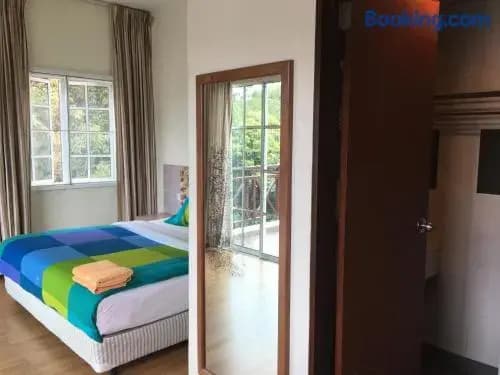 CH Green Stay Resort Apartment - photo 6