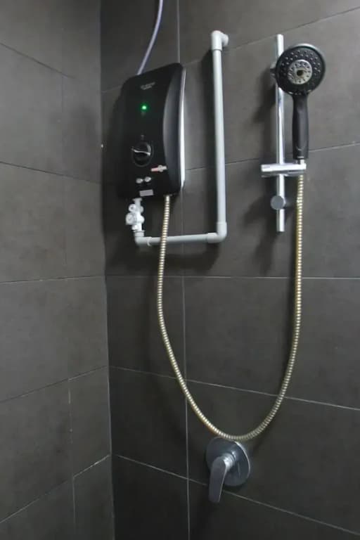 A Lovely, Utropolis Studio Near Kdu, Free Parking - photo 8
