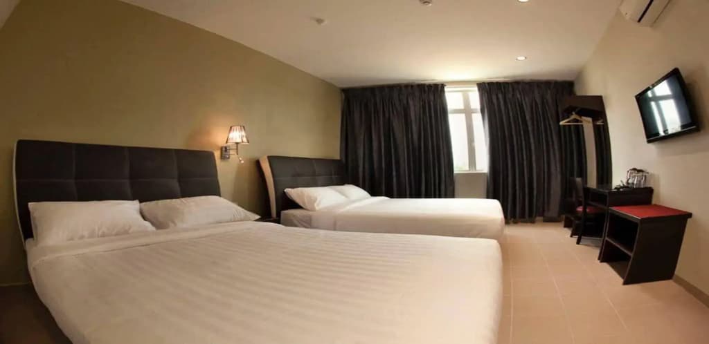 Ayer Hitam Hotel - photo 3