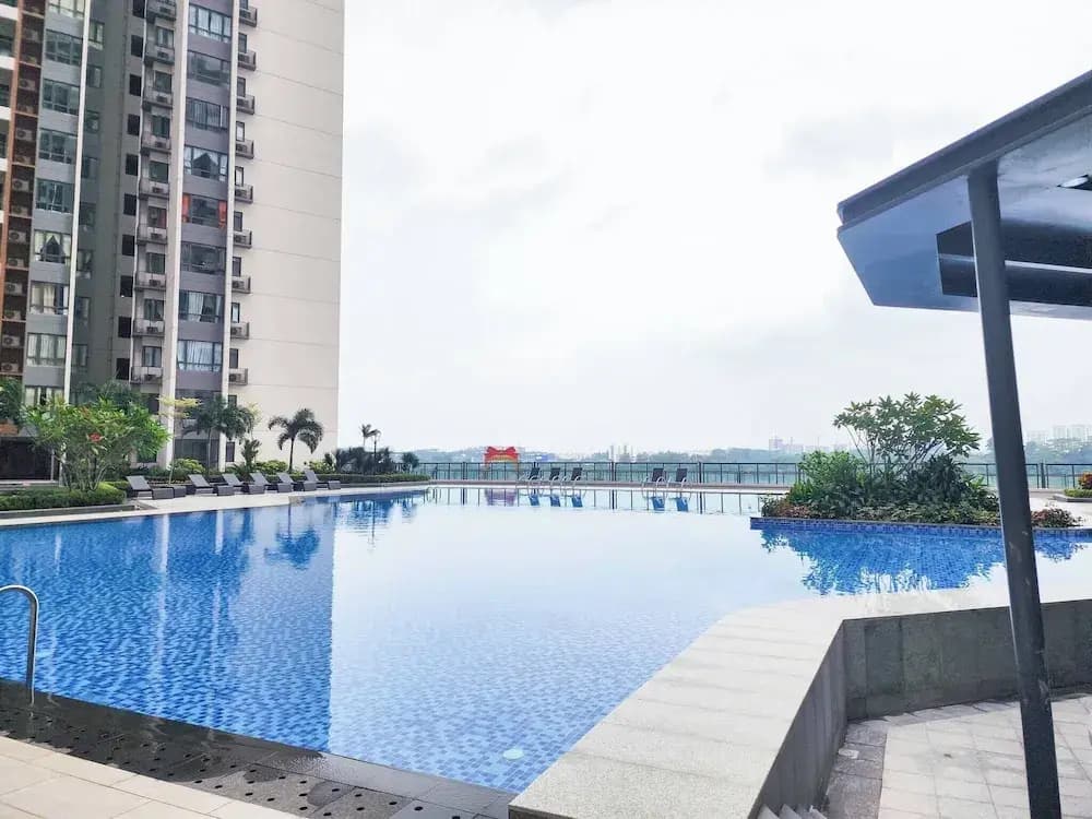 R & F Princess Cove CK Homestay - photo 11
