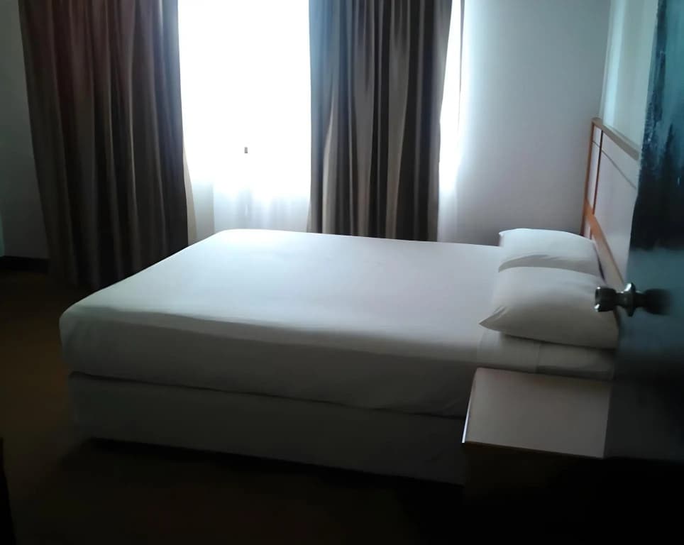 Hotel Grand Continental Kuantan - photo 25