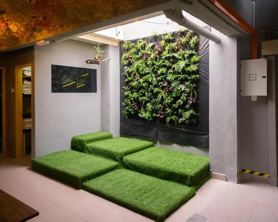 Traveller Bunker Hostel 1 - photo 12