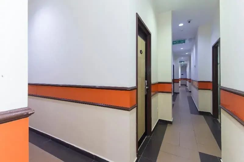 OYO 498 D&F Boutique Hotel Senawang - photo 14
