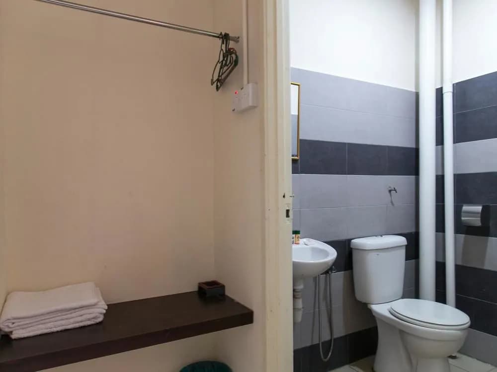 OYO Rooms Church Street - photo 8