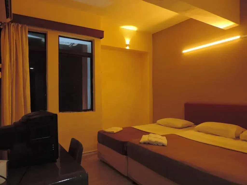 I Stay Hotel - photo 3