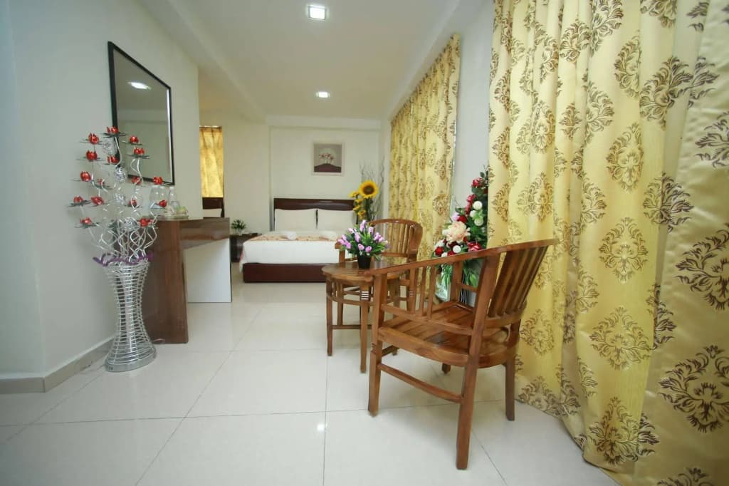 Hotel Gulshan - photo 7