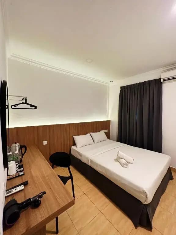Gemilang Hotel - photo 8
