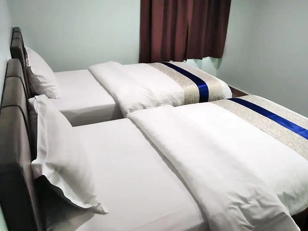 Summer Hotel - photo 5