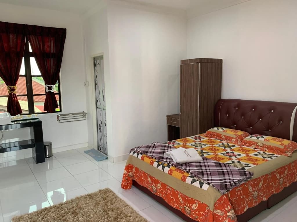 Wan Danisha Villa Inn - photo 9