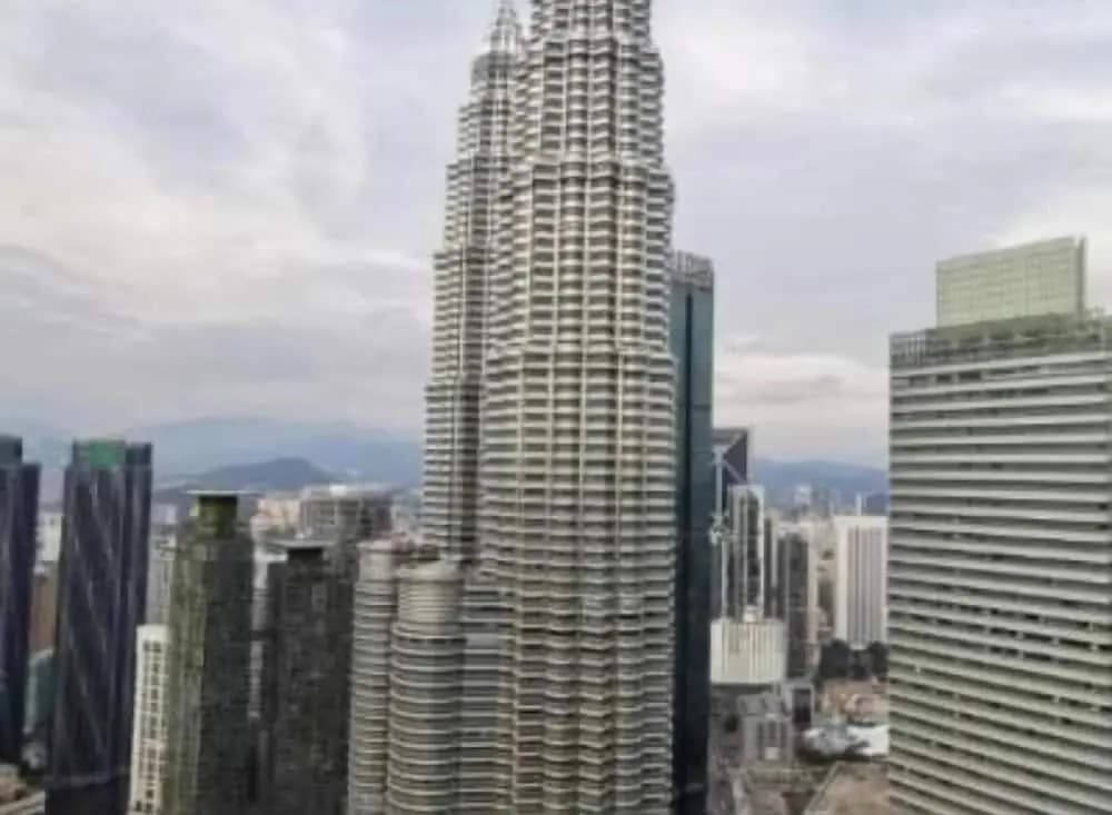 Soho Suites at KLCC - photo 38