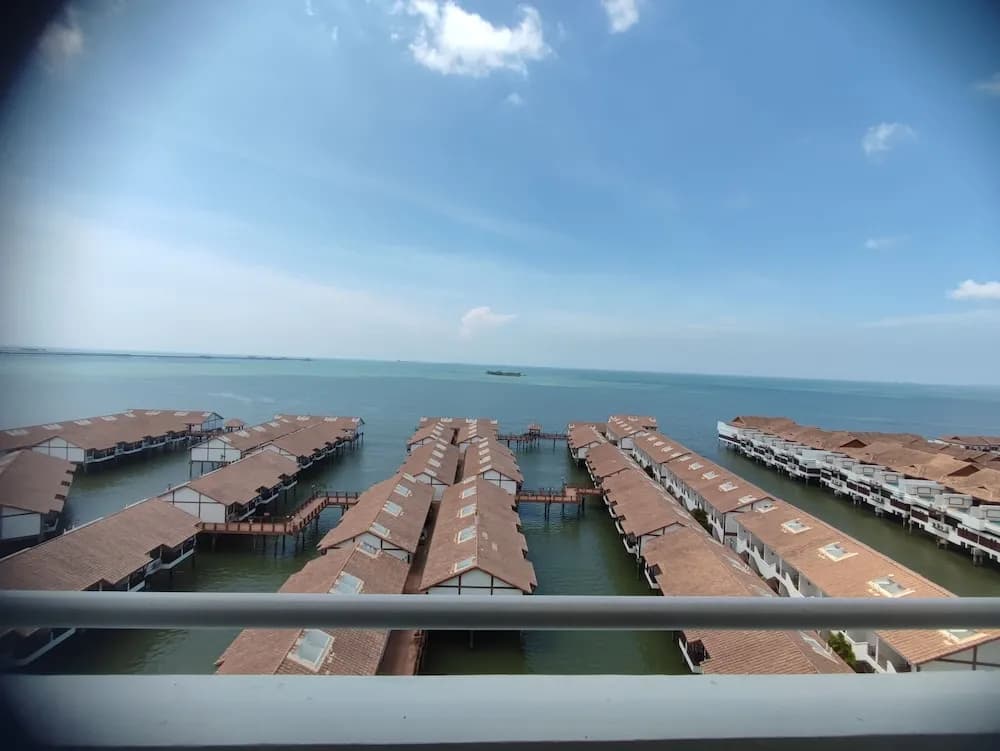 Alpine LXPD Premium Tower Room - photo 10