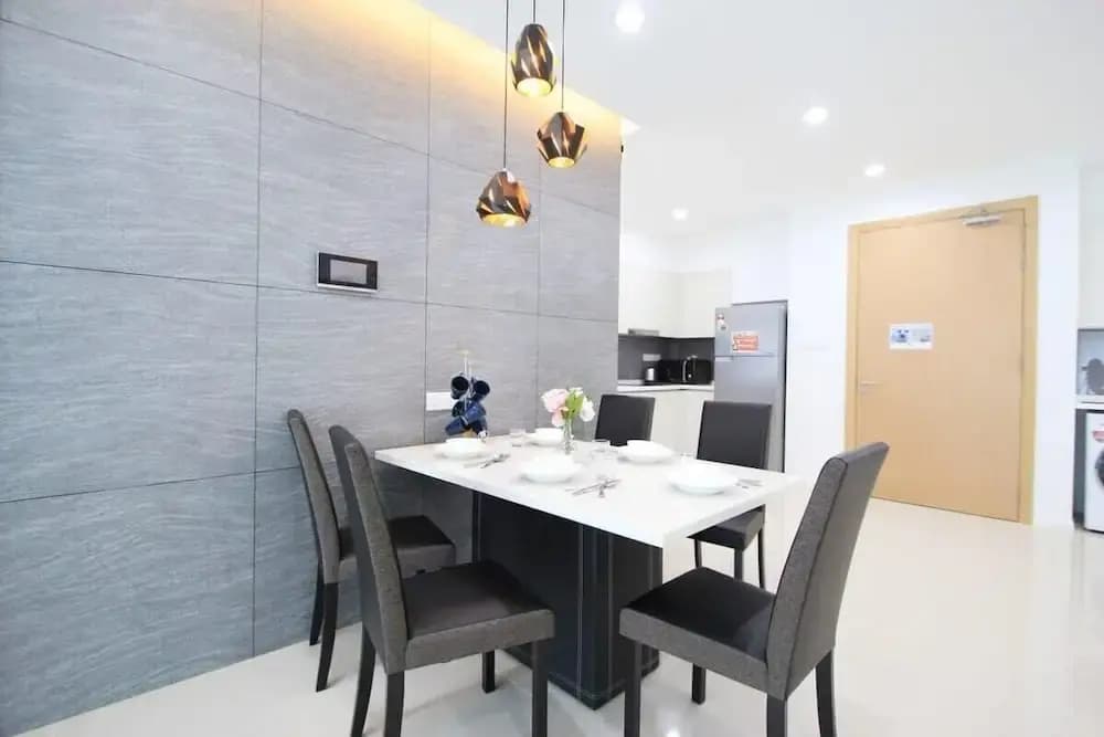 A High-floor 2BR Suasana Suites, Near Ciq, JB - photo 11