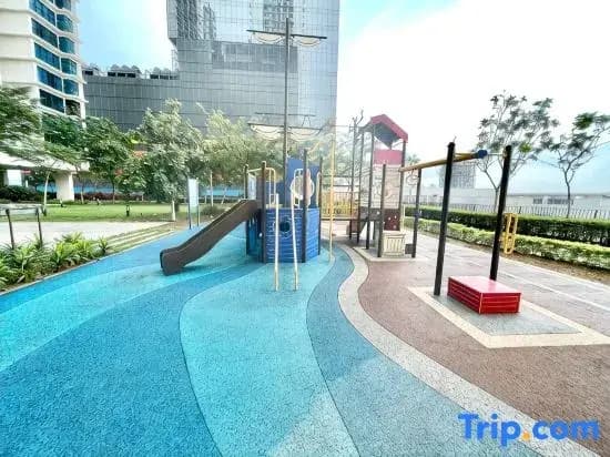 J Cozy 1-5pax Trefoil Setia Alam 100Mps Wifi & TV - photo 5