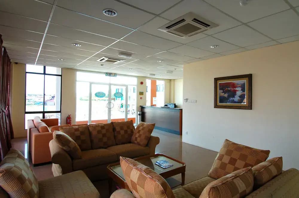 Aristo Hotel @ Putatan - photo 7