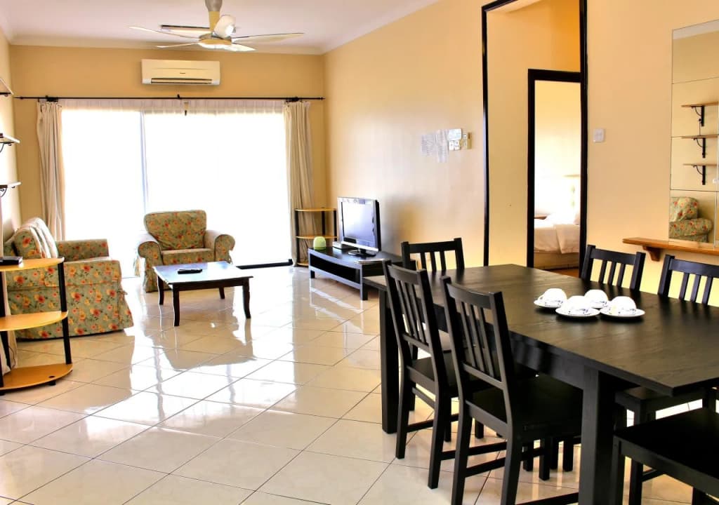 Marina Court Resort Condo - photo 1