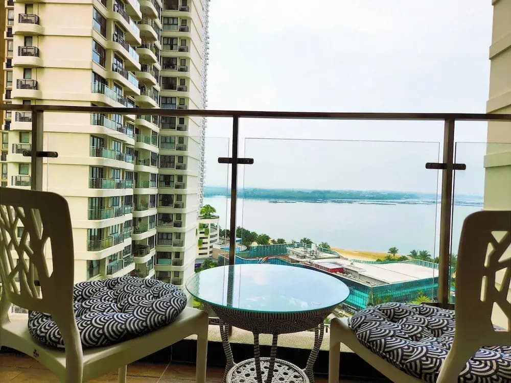 Country Garden Danga Bay by Widebed JB - photo 25