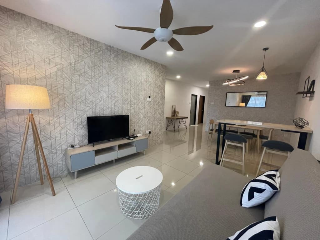 Ipoh Waterpark Homestay 7-12pax 3 Or 4Bedrooms Pool or City View with 2parking - photo 5