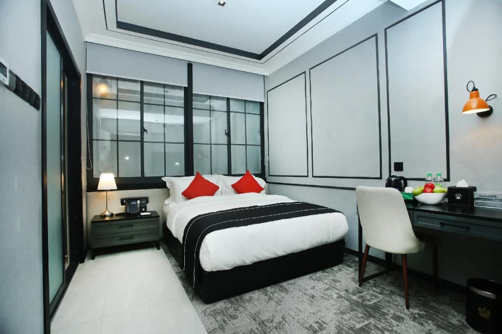 Stanton Hotel - photo 2