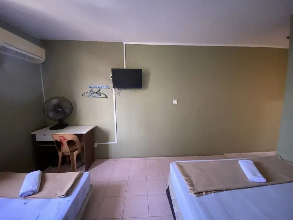 SPOT ON 89863 Hotel Fah Fah - photo 6