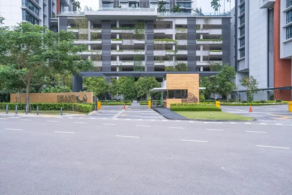 OYO Home 89720 Marvelous 1brGrand Medini - photo 10