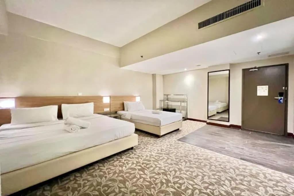 Kingston Hotel 10 at Bukit Jalil - photo 7