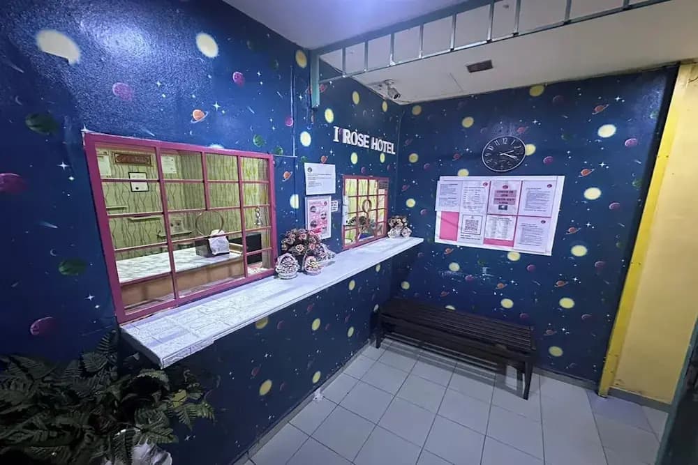I Rose Budget Hotel - photo 8