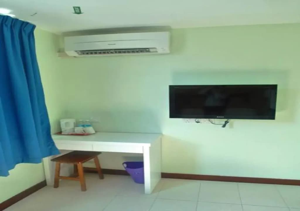 Transit Hotel - photo 4