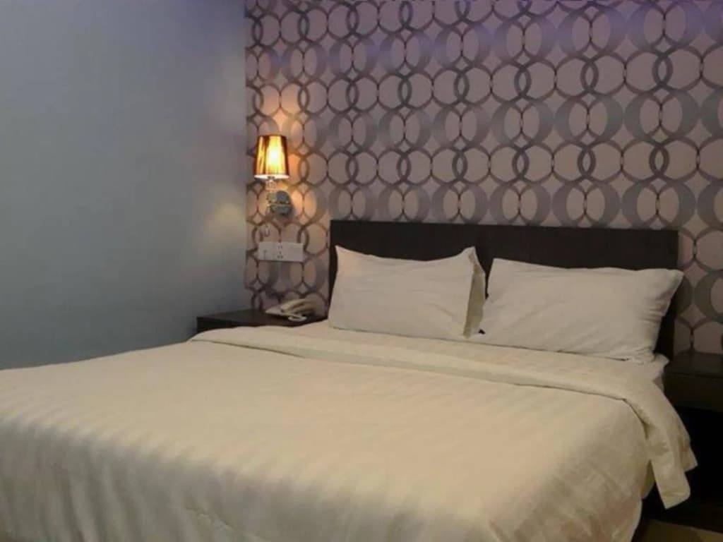Hotel Q Inn - photo 6