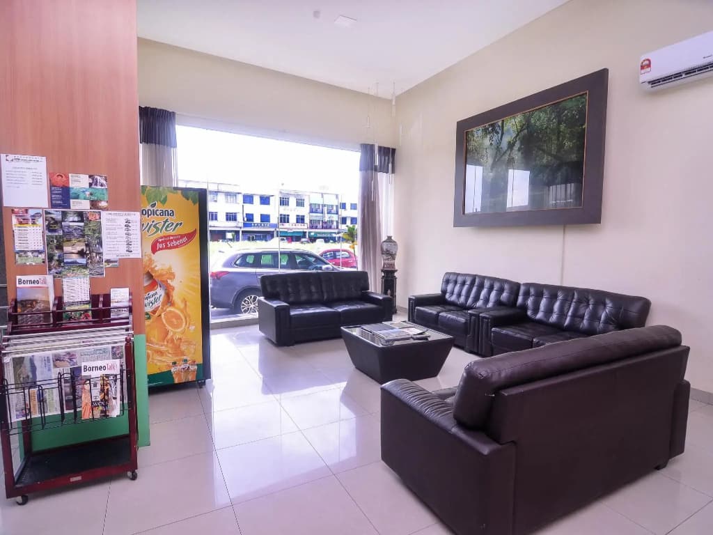 Nova Kuching Hotel - photo 2
