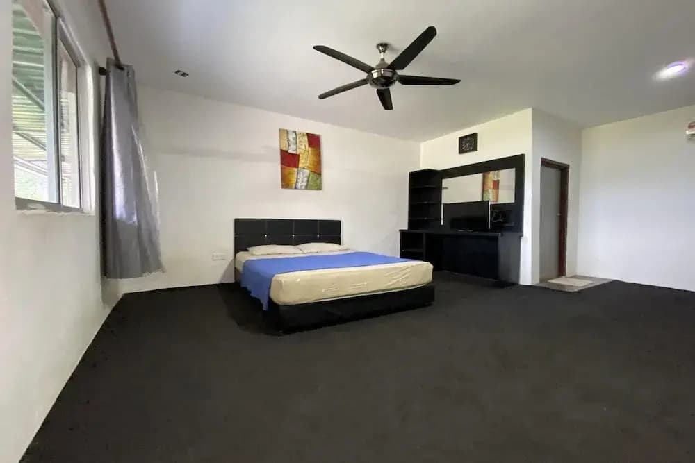 Ambong Bay Resthouse by Oyo Rooms - photo 1