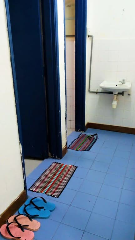 Backpacker's Freak Hostel - photo 9