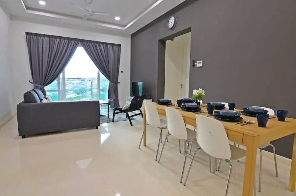 Comfy 2BR Tritower Suite Near JB Ciq, Jbcc & Capri - photo 15