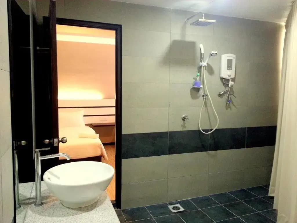 Hotel Zamburger Kuala Selangor - photo 10