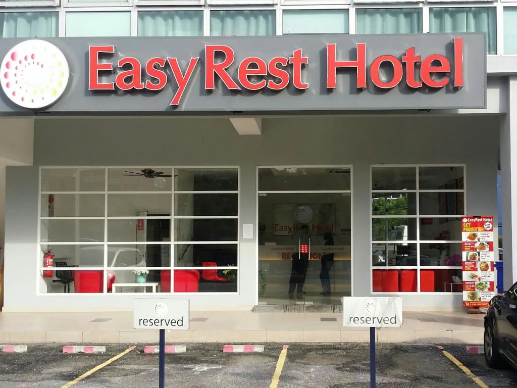 EasyRest Hotel - photo 1