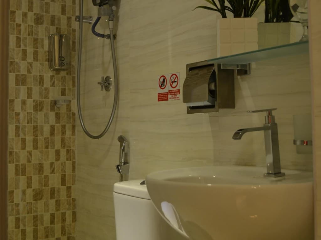 DR Hotel - photo 9