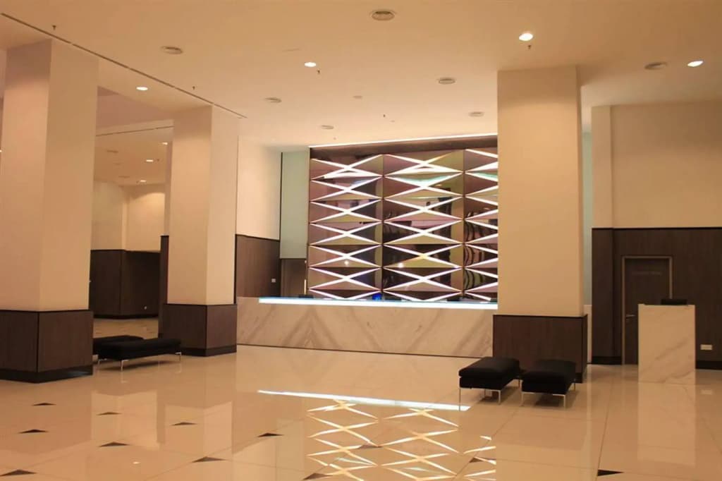 Grand Alora Hotel - photo 2