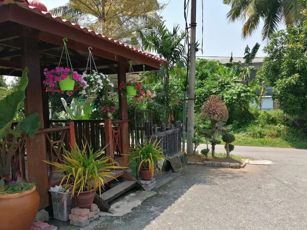 Homestay Dsuka Menanti - photo 10