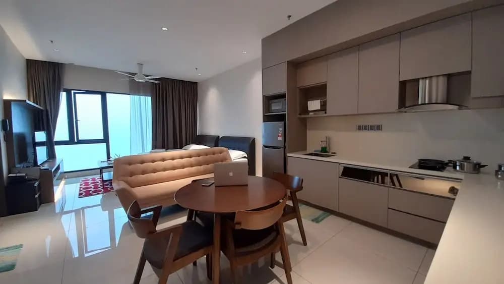 Geo38 Residence by The Pillowz Suites - photo 25