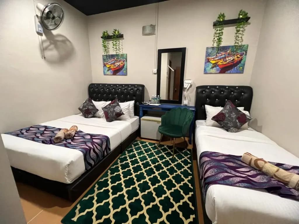 Ghazrins Garuda Hotel - photo 5