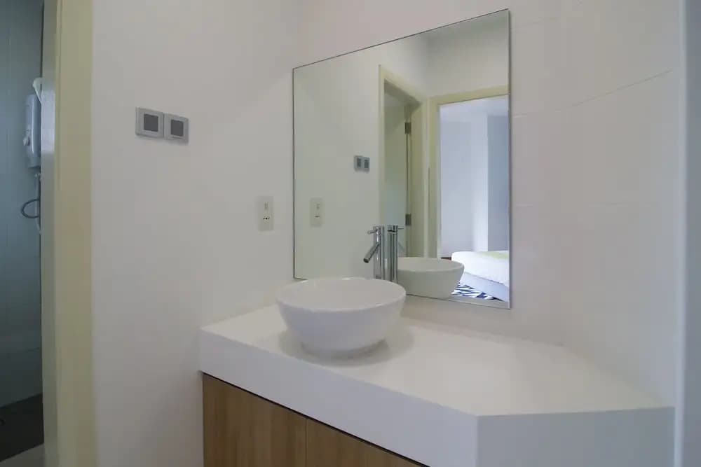 OYO Home 501 Luxury 1BR Crest Condo - photo 7