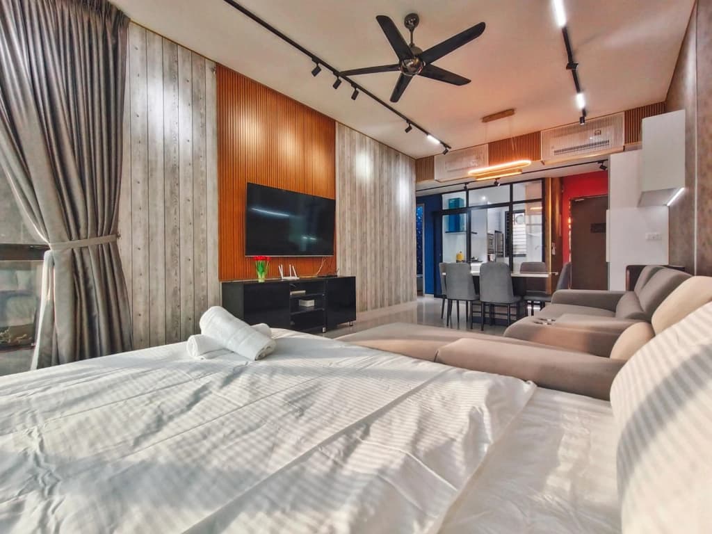 (New) Georgetown Execuite 2BR Homestay Suite@10pax - photo 10