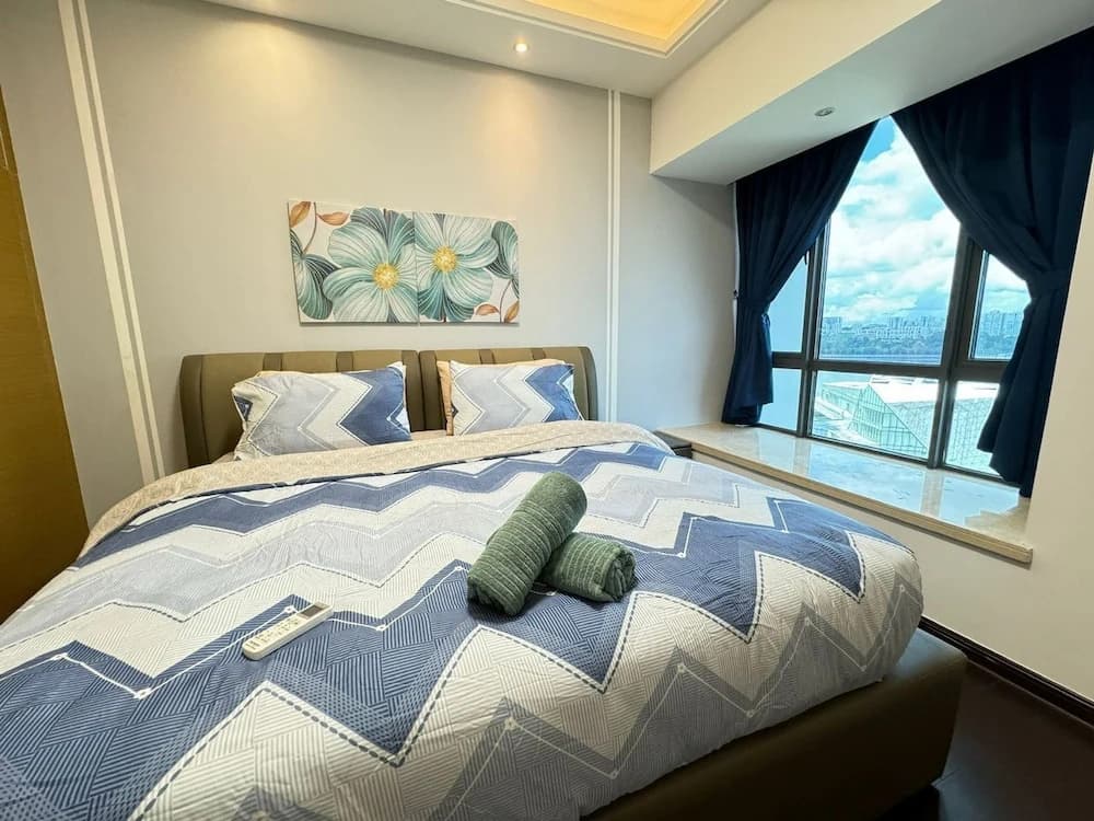 JB City CIQ-R&F Shopping Mall Apartment - photo 24