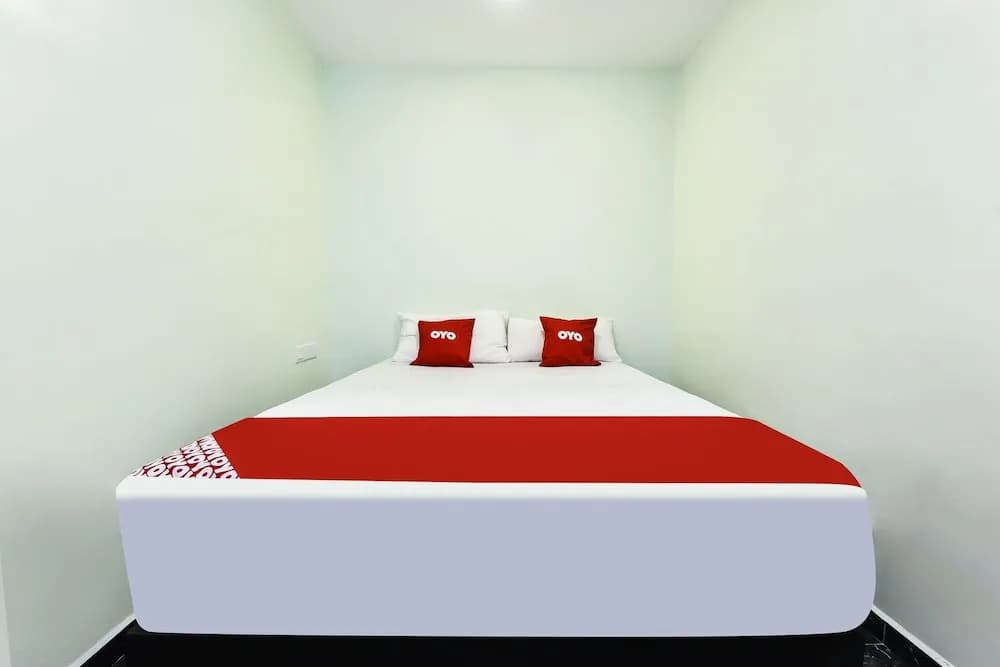 OYO 90445 Th Hotel - photo 9